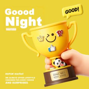 GUDI | Trophy-shaped Night Light Gift
