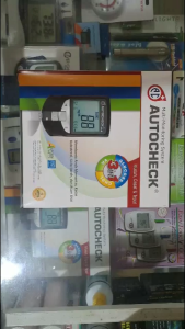 Autocheck GCU Alat Tes Gula Darah Kolesterol & Asam Urat 3 in 1 Bonus Strip