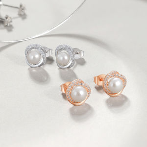 ZHOU LIU FU 周六福 925 Silver Earring Freshwater Pearl Earrings Korean Stud Earrings with Jewelry Box X0910920