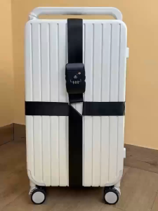 สายรัดกระเป๋าเดินทางอเนกประสงค์. 20-32 นิ้ว แข็งแรงทนทาน (แบบมีรหัสล็อค/ไม่มีรหัสล็อค) ไม่ฉีกขาดง่าย