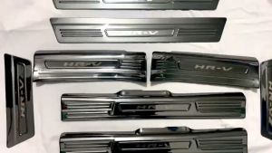 Ốp Bậc Cửa Nẹp Bước Chân Trong Ngoài Xe Honda HRV 2025-2019 Chất Liệu Titan Cao Cấp