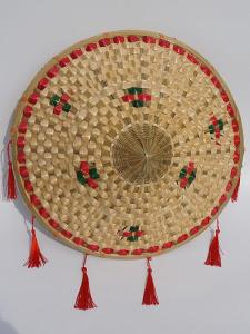 Outdoor Bamboo Woven Pineapple Umbrella Hat Womens Summer Sun Hat Square Dance Cap Childrens Stage Performance Props Hat