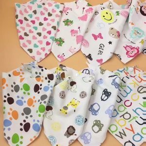 Celemek bayi/Celemek makan bayi /Bib bayi/Slabber Segitiga Bayi/Celemek Makan Bayi (B5)