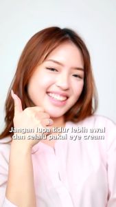 ST.TREE Eye Cream Massager Eye Serum Masker Mata Panda Mengurangi Garis Halus Dan Kantong Mata 15g