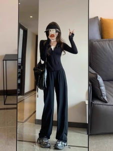 ชุดกีฬาลำลองผ้าไหมน้ำแข็งสีดำ ชุดกันแดดสำหรับผู้หญิงในช่วงฤดูร้อน เอวบาง กระชับสัดส่วน สไตล์หรูหรา ชุดสองชิ้น