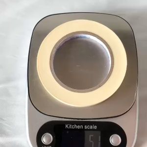 1 Cuộn băng keo giấy màu trắng rộng 1cm dài 50 mét lõi giấy 3mm- Shop Út Lớn