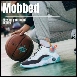 LHMonday  สวนตะโกนมากแม่ รองเท้าผ้าใบทรงสปอร์ต สายเท่ห์ สายชิวส์แนะนำตัวนี้เลย ทรงสวย งานดี พื้นนุ่ม มีให้เลือก 2 สี เห็นแบบนี้ราคาดีมาแพงนะ รีบมาตำจ้า