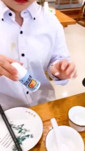 LKB PORTABLE DETERGENT CLOTH OIL STAIN REMOVER CLOTHES CLEANING ROLL BALL 50ML