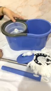 Spin Mop: Alat Pel Praktis Berputar 360 Derajat