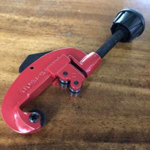 Dao cắt ống chính hãng từ 3-30mm rất tiện lợi dễ sử dụng dễ mang đi mọi nơi mọi lúc