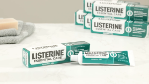 Original Listerine Essential Care Gel Fluoride Toothpaste - Powerful Mint - 4.2 oz 6-Pack