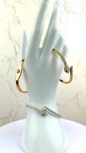 LoveMEpls กำไลข้อมือเพชร สแตนเลสแท้100% เกรดขายบนห้าง รับประกัน1ปี ไม่ลอก ไม่ดำ จัดส่งไวมาก w828