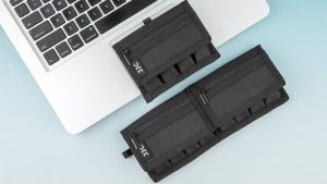 JJC | JJC 18650 Battery Pouch Memory Card Storage Pocket 18650 Battery Case for 18650 Battery with Belt Holste Carabiner