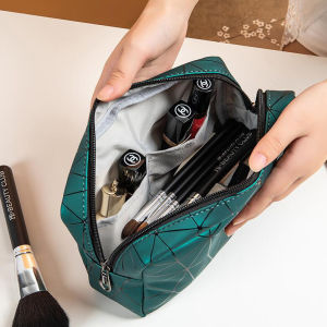 Make Up Bag Lipstick Bag Waterproof PU Cosmetic Pouch Fashion Portable Beauty Tool Organizer