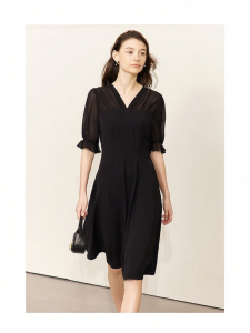 AMII | Stylish Chiffon Off-shoulder V-neck Waist-cinched Puff Sleeve Little Black Dress