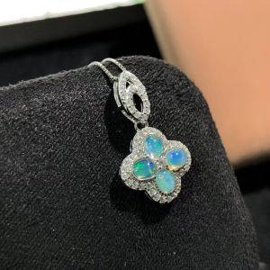 Montagne Jewelry Sterling Silver 925 Pendant For Women Four Leaf Clover Design #29 Fine Jewellery Natural Gem 3x4mm Opal Pendant Necklace