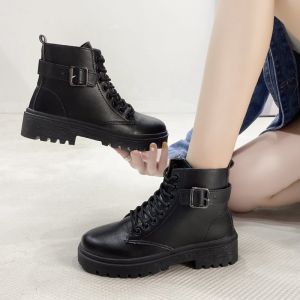 Fried Street Boots Womens British Style Fashion Ins Cool Motorcycle Boots 2024 New Arrival Thick Sole Velvet Short Boots Thin Thin Boots