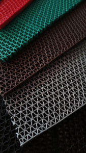 Keset Roll S-Type & Jaring PVC Anti Slip Uk120x180: Karpet Panjang Lantai Alas Kandang Hewan