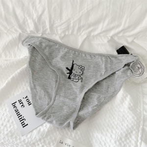 Low-Waist Pure Cotton Triangle Panties Breathable Cute Girls Underwear KT Cat Design Spring 2024 New Collection