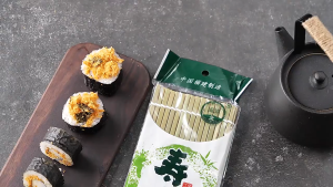 Thảm tre cuộn sushi- Bộ làm sushi tại nhà mini- Bộ cuộn sushi kèm muỗng gỗ- Dụng cụ làm sushi handmade
