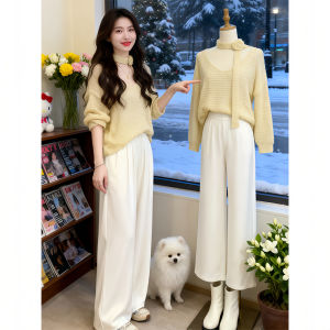 Shalldoer | Soft Style Yellow V-Neck Floral Ribbon Winter Sweater