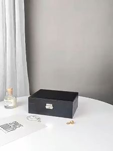 Hộp đựng trang sức 2 tầng bọc da