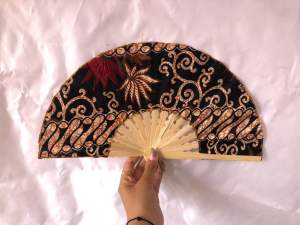 Kipas batik kipas tangan kipas bambu kipas souvenir kipas hiasan