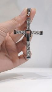 Dây chuyền chữ thập đính đá kiểu cách thép titan không gỉ - Cactus Accessoriesss