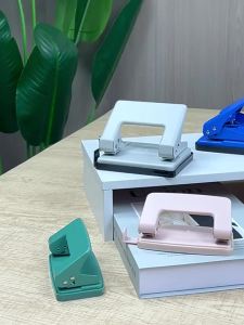 Good | Hole Puncher for Students and Office Use 620