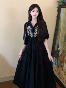 Elegant Ethnic Style Embroidered Midi-sleeve Dress