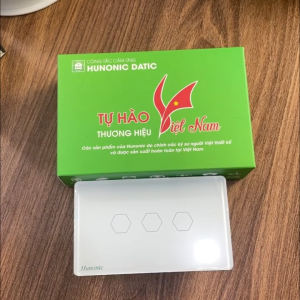 Công Tắc Cảm Ứng Thông Minh 3 Nút Wifi Hunonic Datic