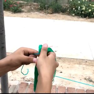 2m 100m Size Heavy Duty Trellis NetBalag for Vegetable White-Green Color Cucumber Yam Beans Fruits and Vegetables