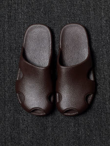 New PVC Head Cover Slippers Mens Wearable Anti-Slip Wear-Resistant Odorless Outdoor Summer Slippers Comfortable Rubber Sole