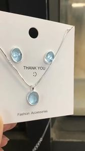 LZD s925 Sterling Silver Aquamarine Stud Earrings Womens Silver Edge Clear Oval Ice Blue Pole Earrings Temperament Wild Geometric Earrings