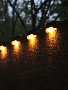 [SOLAR] OUTDOOR LED DECOR FENCE/STEP LIGHT SOLAR CHARGING OUTDOOR GARDEN DECOR FENCE LIGHT/STEP LIGHT