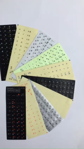 Miếng dán bàn phím tiếng Hàn Quốc với nhiều màu nền và nhiều màu chữ