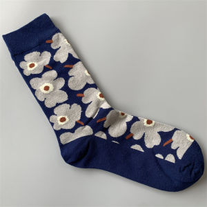 Trendy Colorful Floral Cotton Socks Womens Mid-Calf Happy Flower Artistic Lightweight Luxury Socks Summer Collection