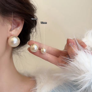 French Hepburn Style Large Pearl Silver Needle Earrings Womens Vintage High-End Brushed Drop Earrings New Popular Ear Jewelry