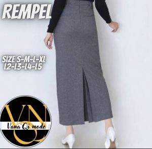 Rok Rempel belakang wanita