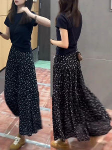 Shalldoer | ชุดเดรสกระโปรงสั้นลายดอกไม้แขนสั้นสีดำสองชิ้นสำหรับผู้หญิงชุดฤดูร้อนที่น่ารักและสวยงามพร้อมเสื้อตัวบนแขนสั้นและกระโปรงสั้น