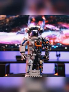 Building Blocks Toys: Astronaut 3D Model Educational Toys Gift for Kids