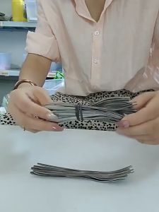 Indo - Garpu Mini Stainless / Tusukan Stainless Mini Alat Tusuk Kue Cake Makanan / Garpu Buah / Garpu Dessert Serbaguna