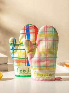 MODERN SWEETHOME | Thermal Insulation Thick Heat-Resistant Oven Gloves