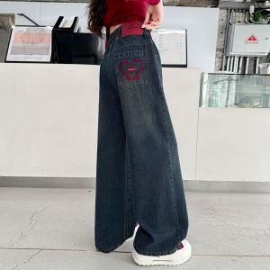 Girls jeans with love  patch wide leg pants autumn back pocket  pattern straight pants suitable for children aged 5-15 years old