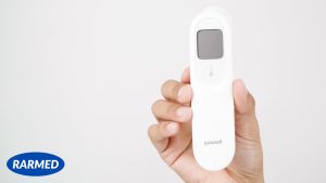 Nhiệt kế điện tử hồng ngoại đo trán Yuwell YT-1 cảm biến khoảng cách & cảnh báo thông minh