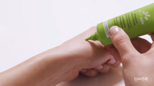 Kem dưỡng phục hồi da sau treatment Laboratorios BABÉ Stop Akn Repairing Moisturiser 50ml