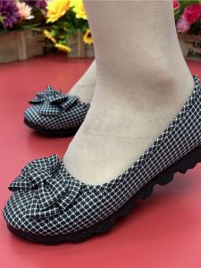 Jingrui New New Arrival Old Beijing Cloth Shoes Womens Shoes Flats Gommino Slip-on Pu Sole Ladieswear Plus Size