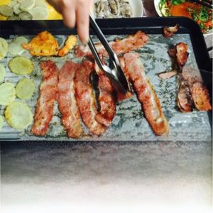 กระดาษดูดซับน้ำมันสำหรับบาร์บีคิว เตาอบไฟฟ้า กระดาษปิ้งย่างบาร์บีคิว 4224 ซม อุปกรณ์ครัวสำหรับทำอาหาร อุปกรณ์อบบาร์บีคิว