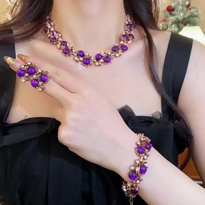 Bộ Trang Sức Vòng Cổ Hoa Nhựa Màu Tím Đính Đá Hình Lá Vàng Dành Cho Nữ Kèm Bông Tai Và Vòng Tay Kiểu Dáng Cổ Điển Thanh Lịch