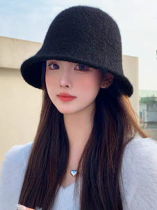 หมวกทรงถังเล็กทำให้ดูใบหน้าหมวกชาวประมงไหมพรมรอบหัวใหญ่ให้ความอบอุ่นในฤดูใบไม้ร่วงและฤดูหนาวสำหรับผู้หญิงหมวกทรงถังขนแกะแฟชั่นสไตล์เกาหลีแบบใหม่
